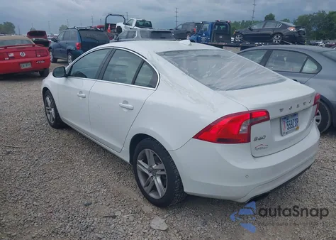 2014 Volvo S60 T5 из США, поврежденный, VIN YV1612FH5E2284862